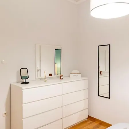 Modern Penthouse With Open City Views * Athens